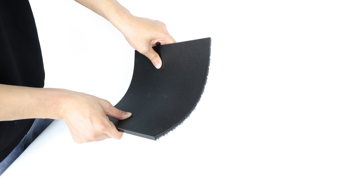 Indoor GOB P1.95 250mmx250mm Soft Flexible LED Screen Module