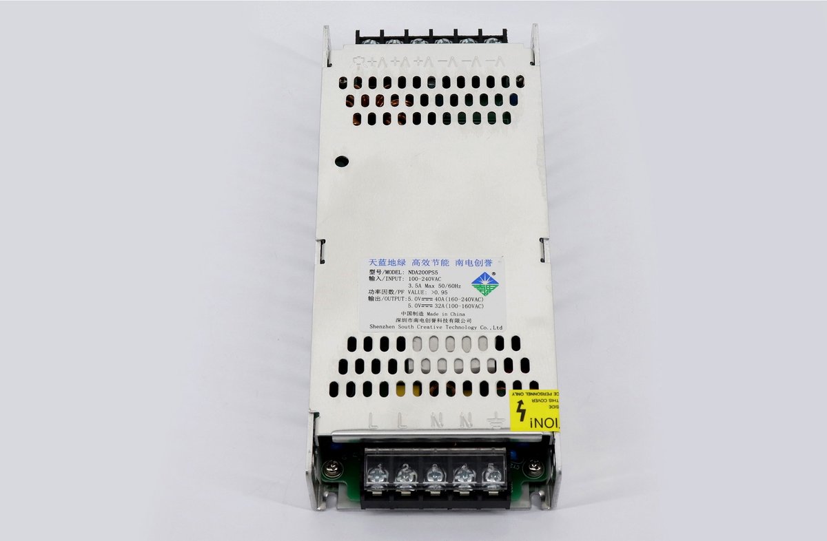 South Creative NDA200PS5 LED Power Supply with 100-240V - Image 3