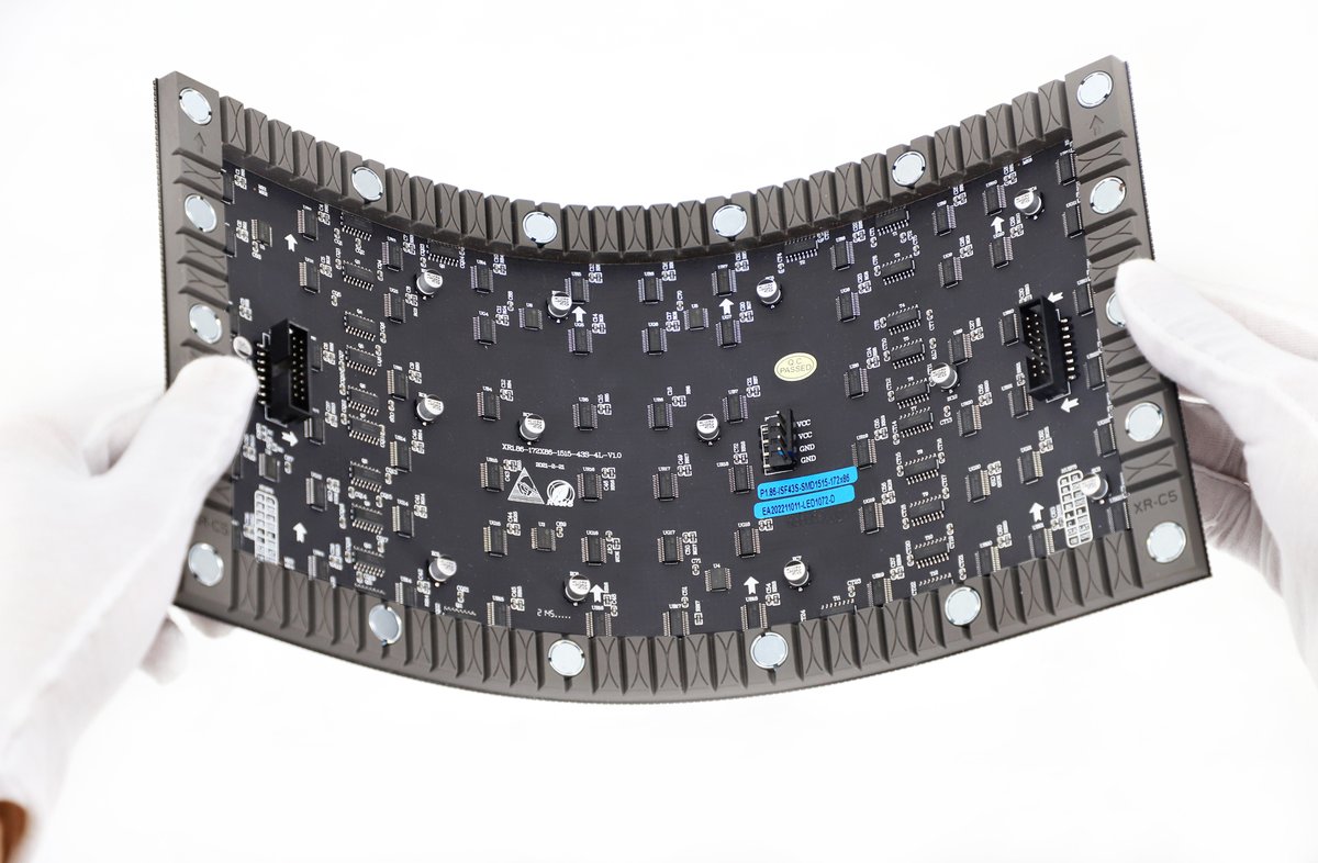 P1.86 SMD1212 Indoor GOB 320x160mm Soft Flexible LED Module - Image 2
