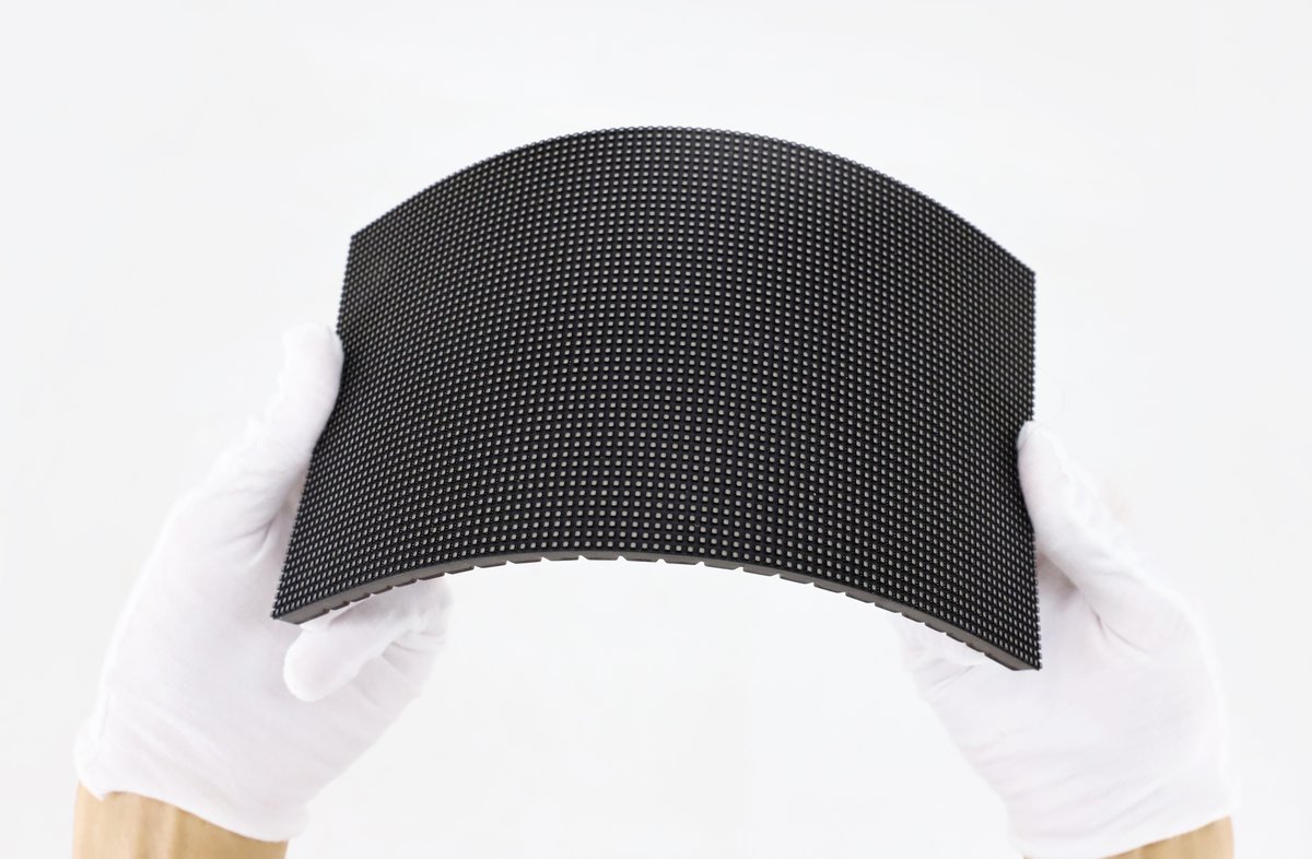 P2.5 Indoor 240x120mm LED Screen Magnet Soft Flexible LED Module - Image 4