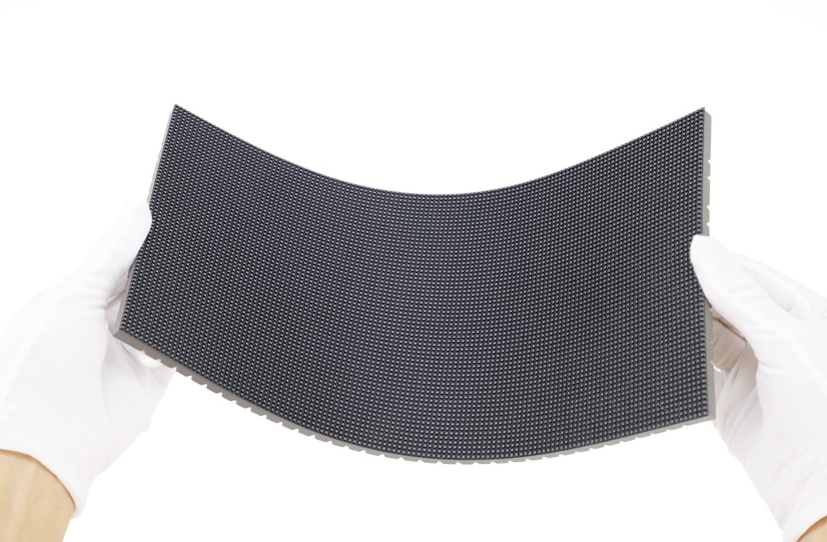 P2.5 Indoor 320x160mm Full Color Flexible Module - Image 3