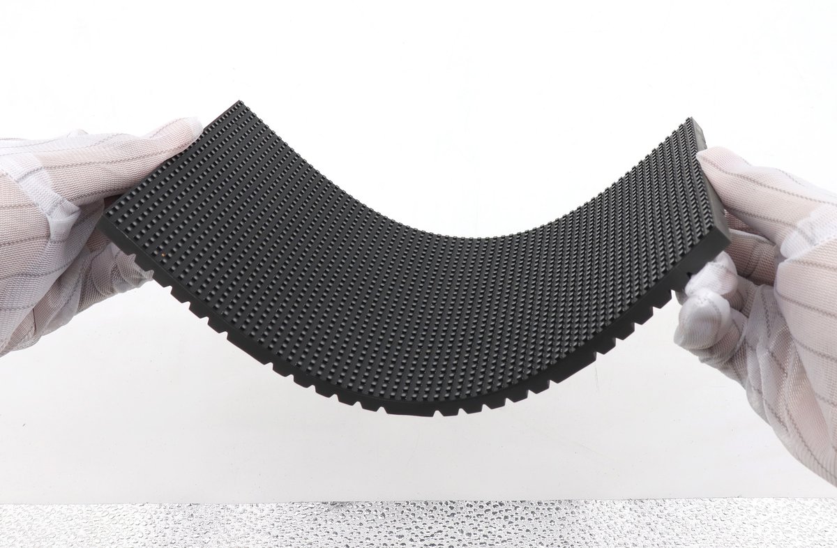 P4 Indoor 256x128mm Full Color LED Screen Soft Flexible LED Module - Image 7