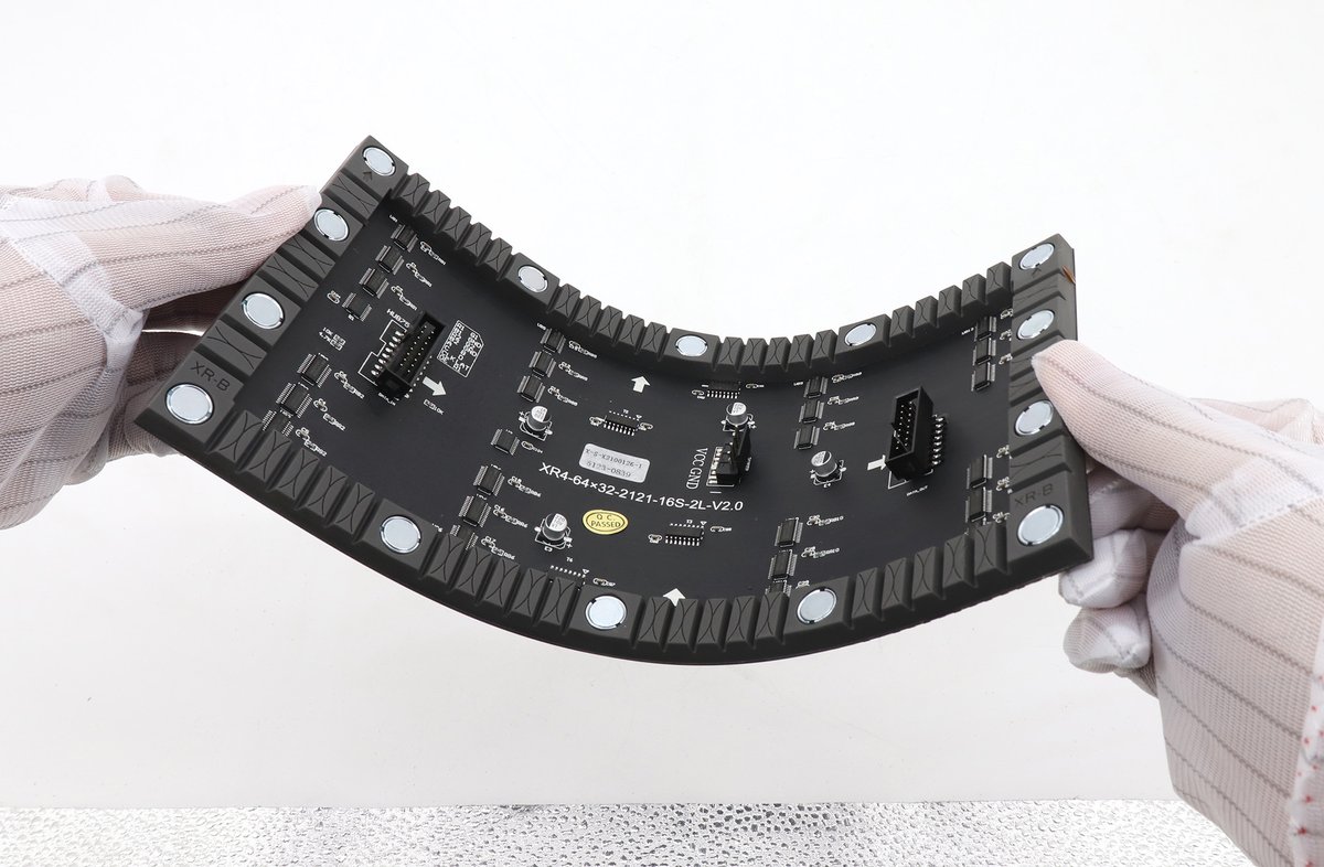 P4 Indoor 256x128mm Full Color LED Screen Soft Flexible LED Module - Image 8