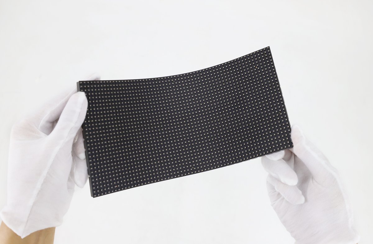 P4 Indoor 240x120mm Full Color LED Screen Soft Flexible LED Module - Image 5