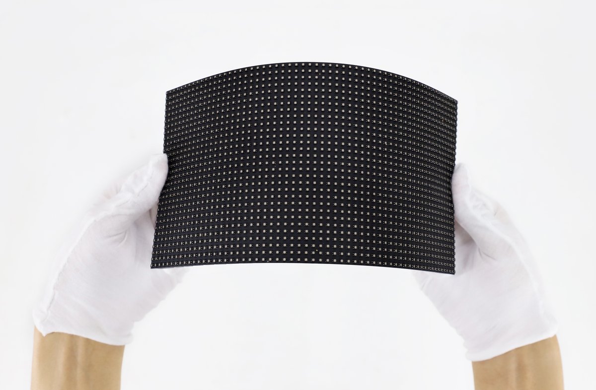 P4 Indoor 240x120mm Full Color LED Screen Soft Flexible LED Module - Image 6