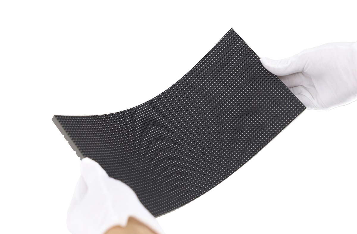 P4 Indoor 320x160mm Full Color Soft Flexible LED Screen Module - Image 4