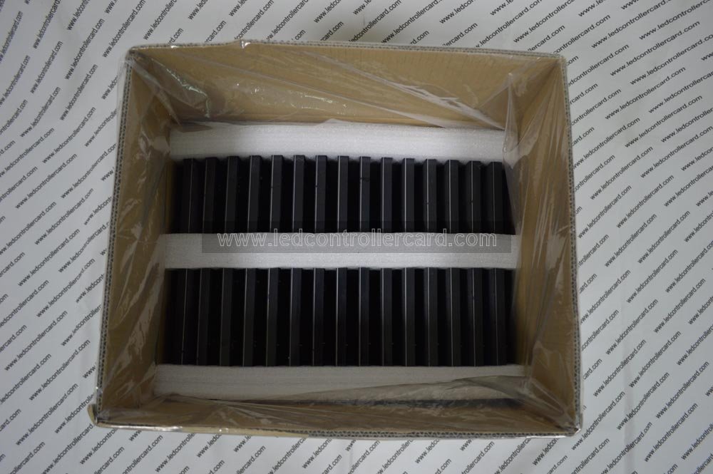 Wholesale 30pcs/Carton Indoor P5 1/16Scan 64x32dot 320X160mm LED Module